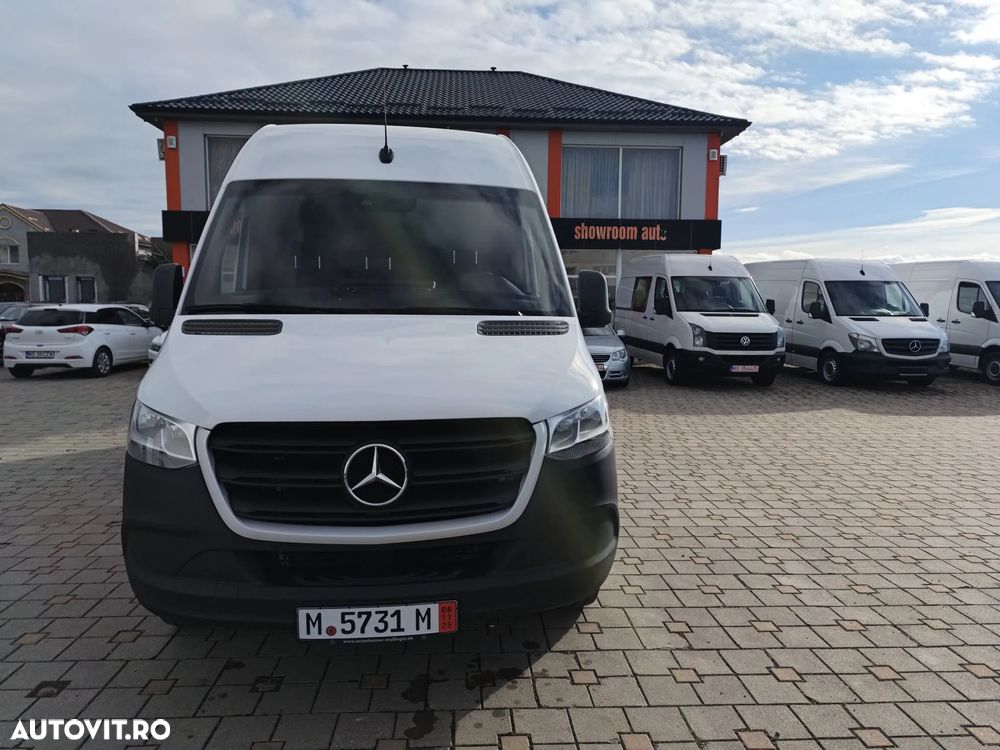 Mercedes-Benz Sprinter - 4