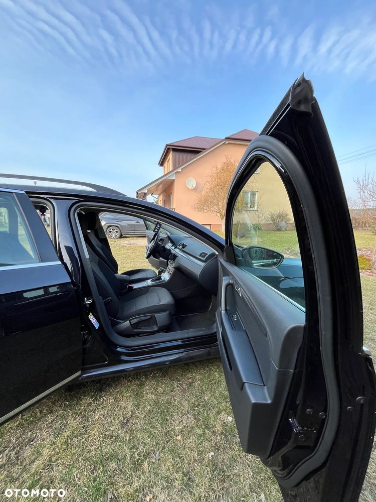 Volkswagen Passat 2.0 TDI Comfortline Optimum DSG - 17