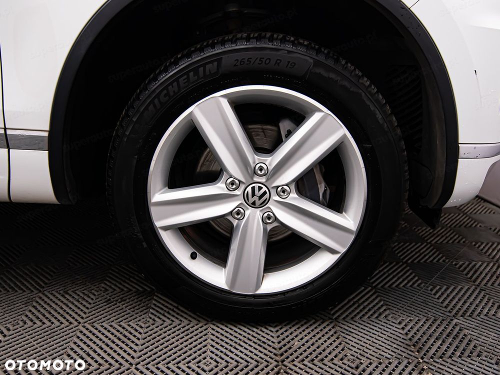 Volkswagen Touareg 3.0 V6 TDI BMT - 33