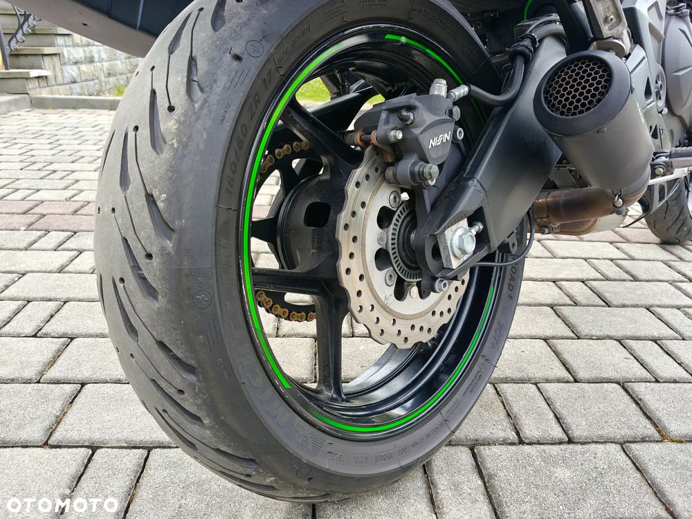 Kawasaki Versys 650 - 12