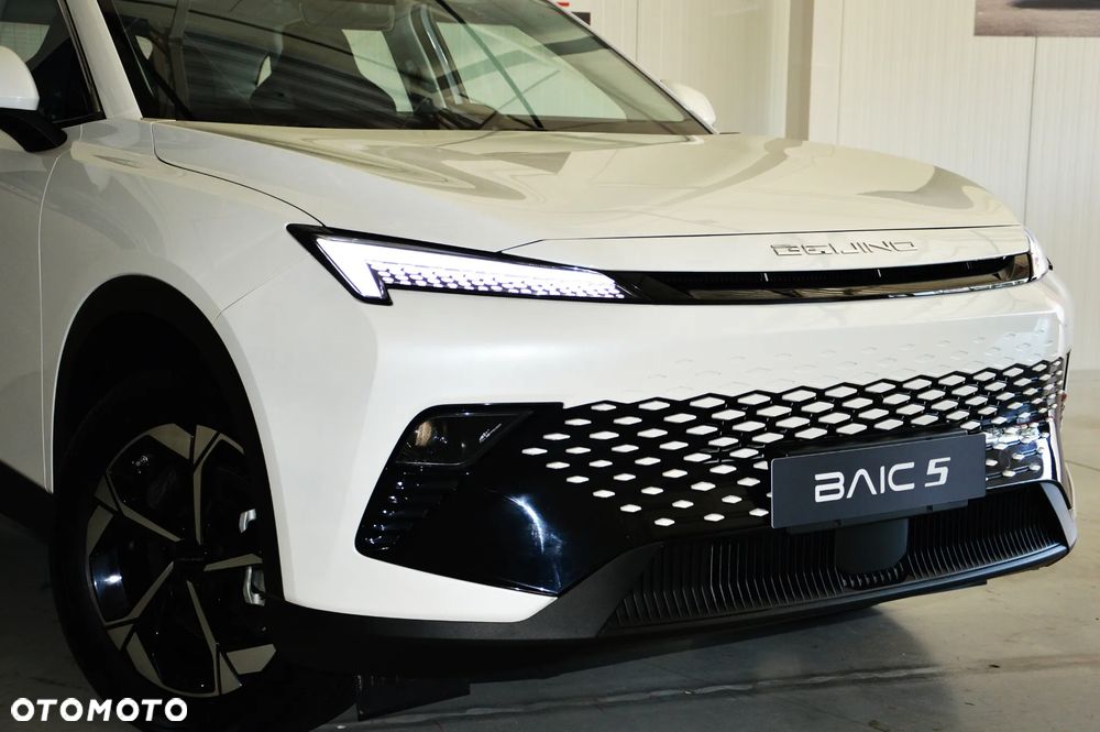 BAIC 5 1.5T Comfort DCT - 7