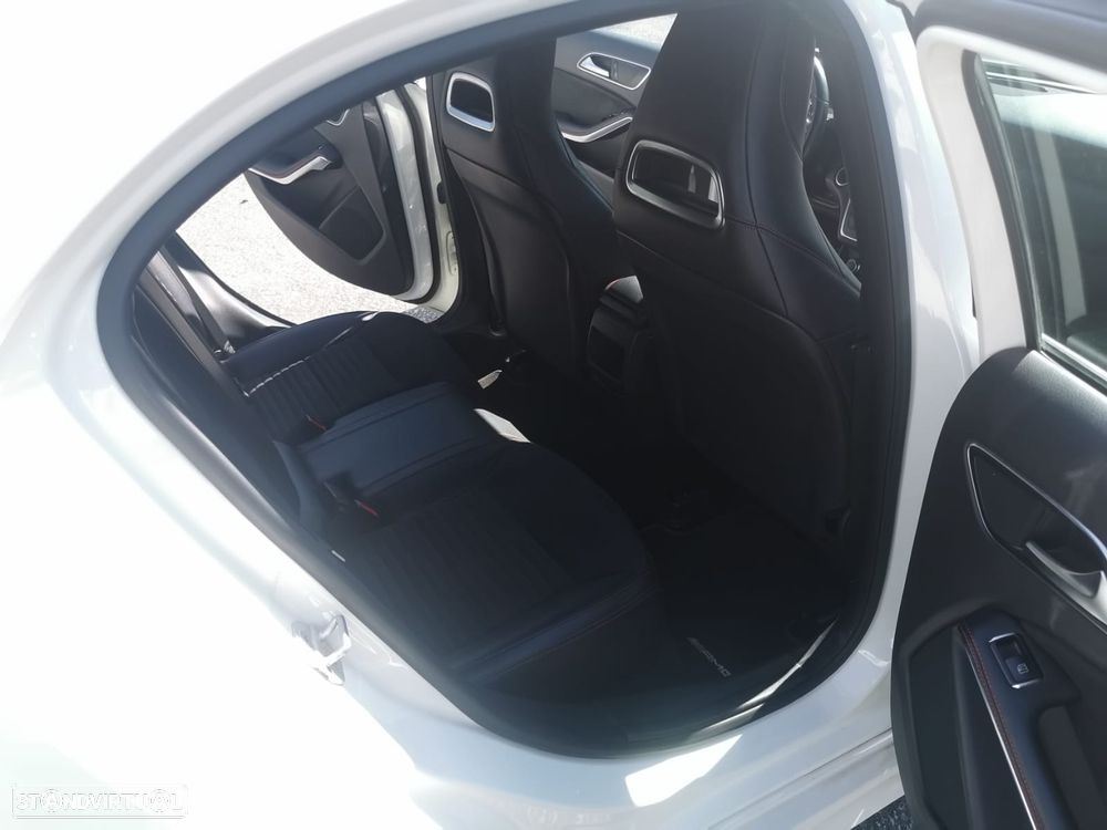 Mercedes-Benz A 180 CDI BE AMG Line - 17