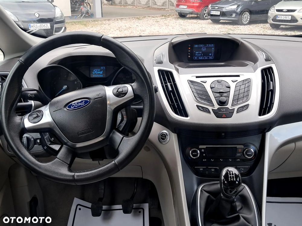 Ford C-MAX 1.6 Titanium - 17