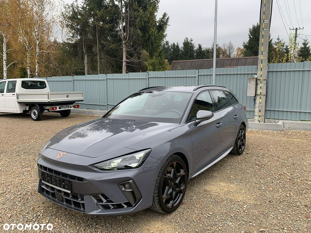 Cupra Leon Sportstourer - 2