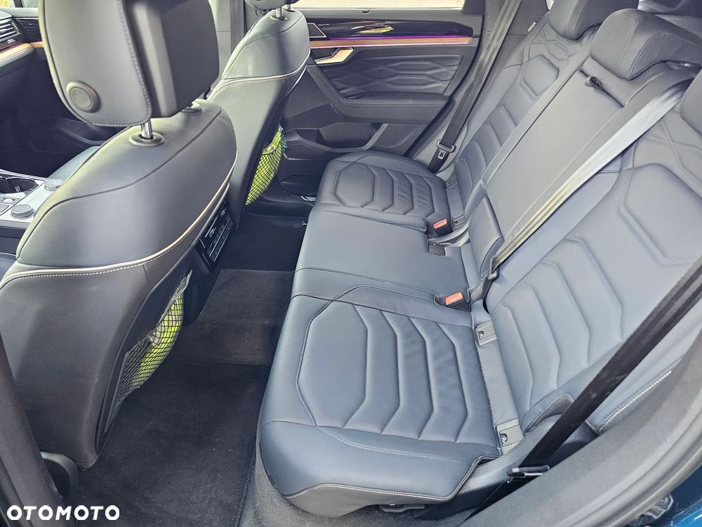 Volkswagen Touareg - 20