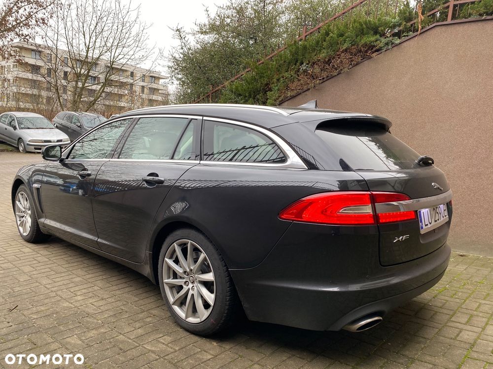 Jaguar XF - 35