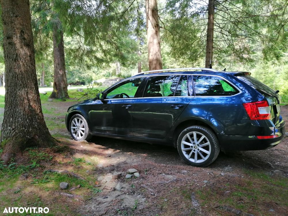Skoda Octavia 1.6 TDI ELEGANCE DSG - 2