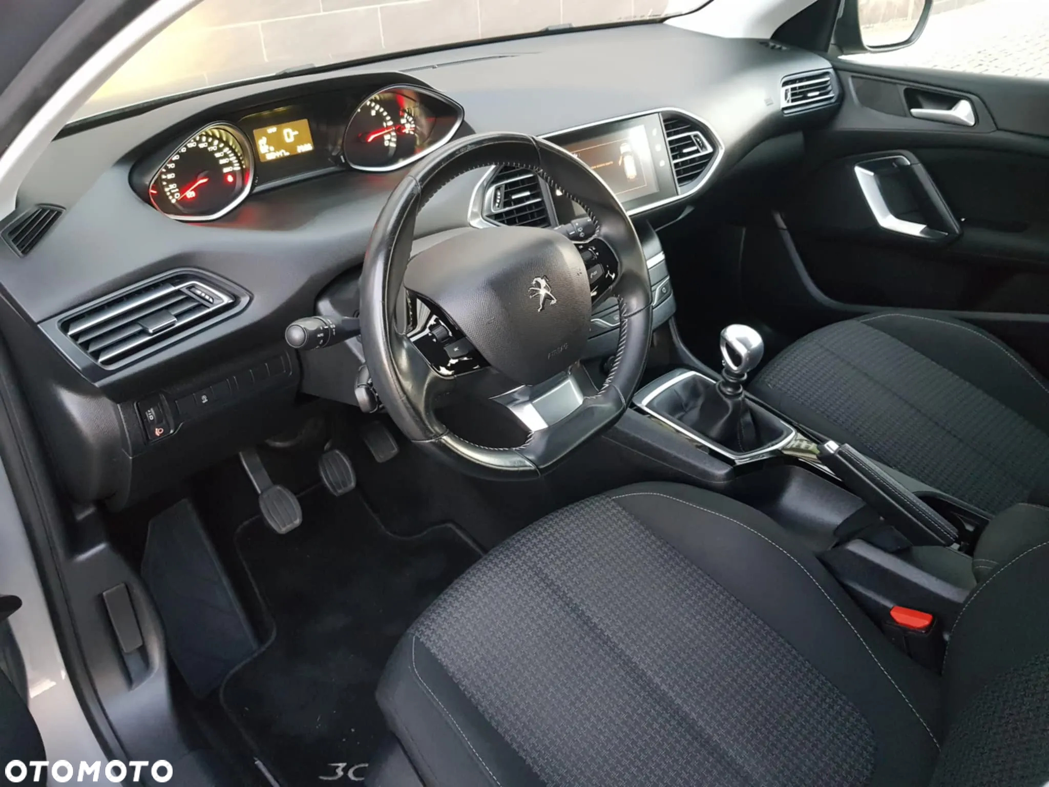 Peugeot 308 - 18