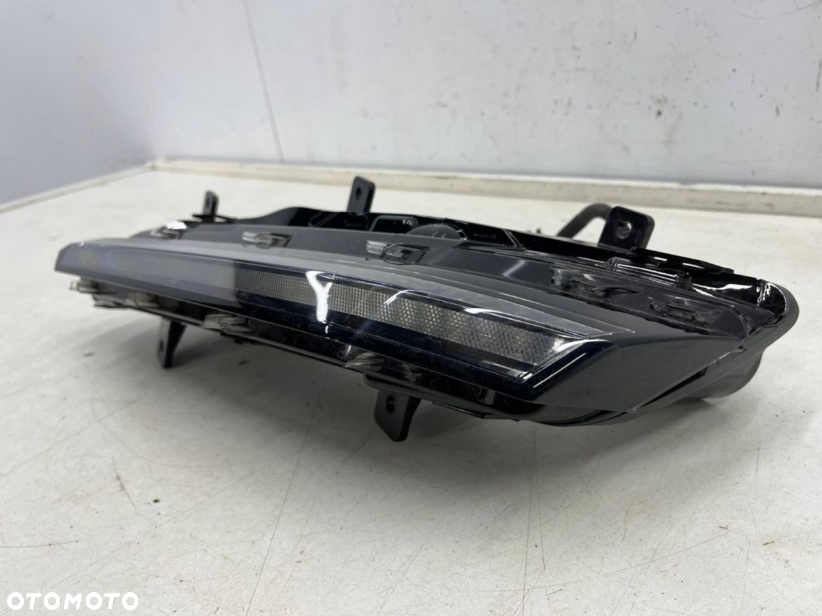 Lampa reflektor Peugeot 308 III T10 P5 21r.- prawy przedni LED DRL w zderzak światło 9835230880 - 6
