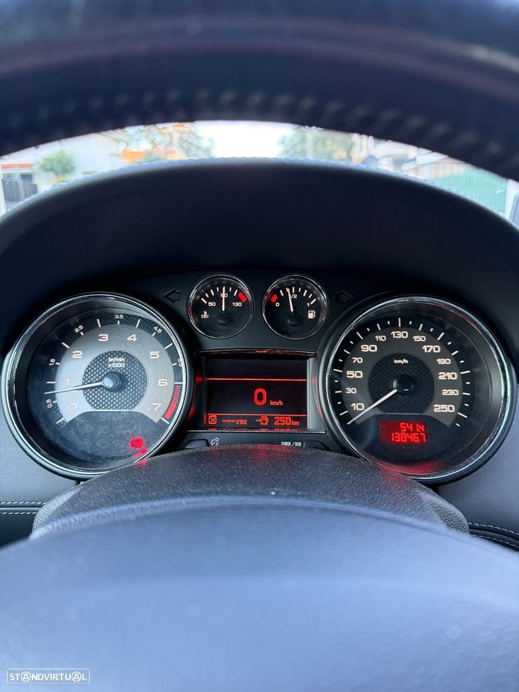 Peugeot RCZ 1.6 THP - 15