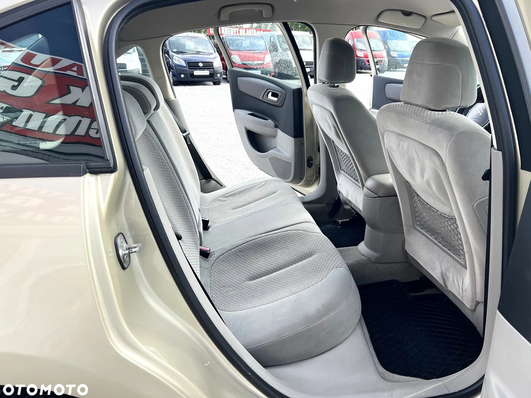 Citroën C4 1.6 16V SX - 14