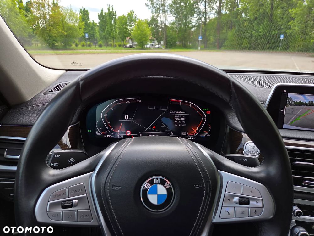 BMW Seria 7 730Ld mHEV - 13