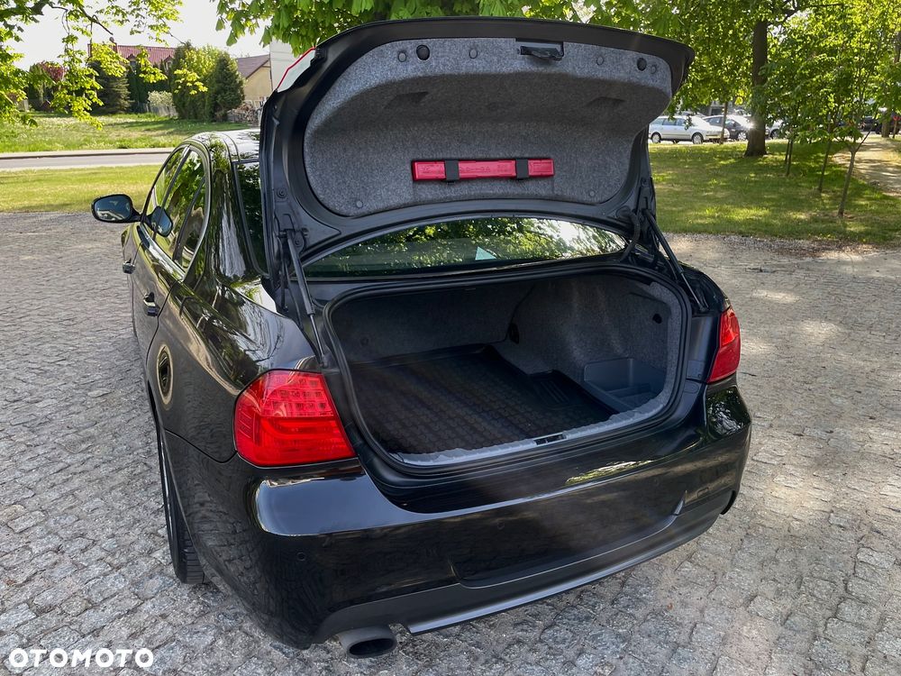 BMW Seria 3 318i Edition Sport - 21