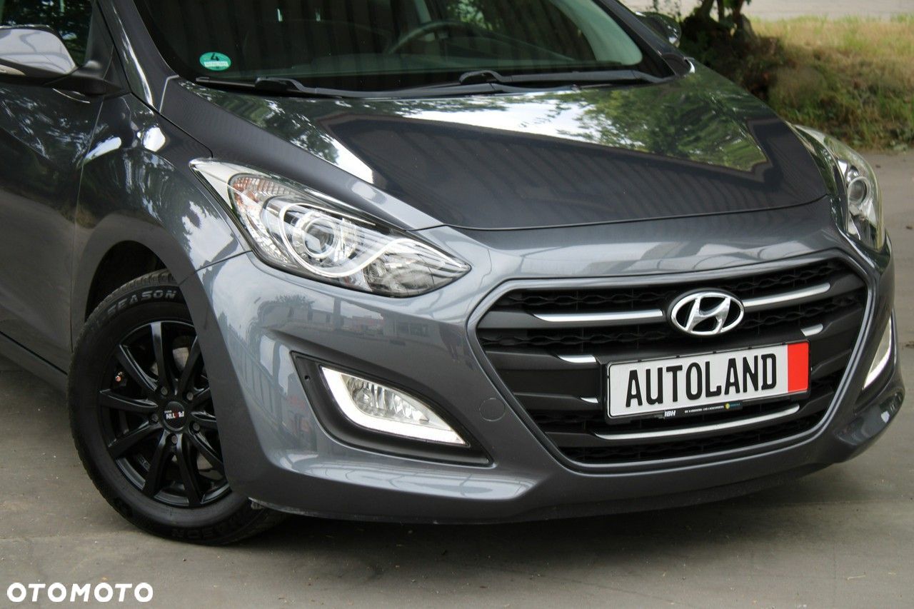 Hyundai i30 - 16