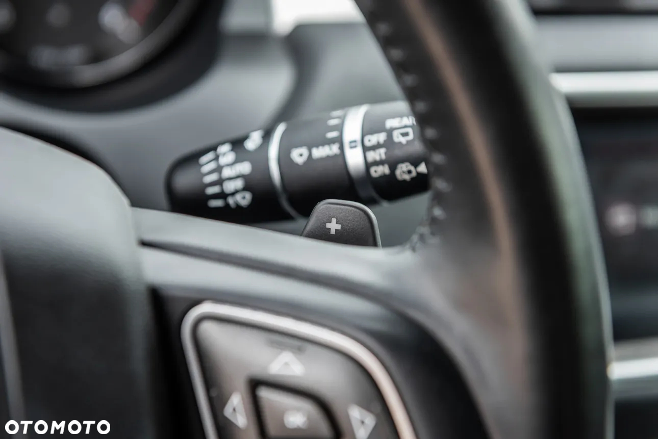 Land Rover Range Rover Evoque D150 R-Dynamic SE - 18
