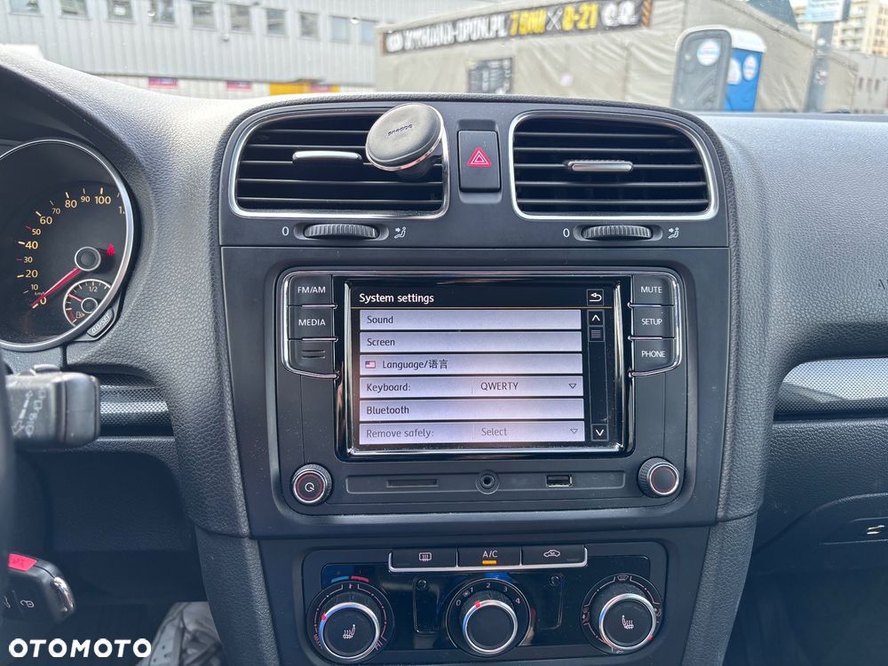 Volkswagen Jetta - 20