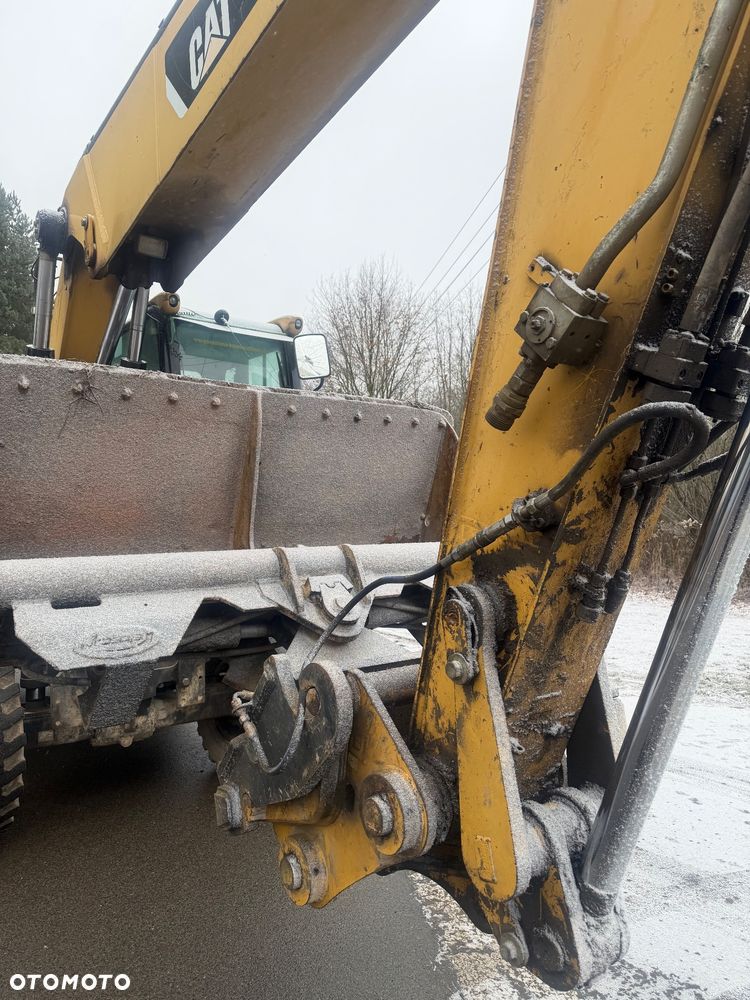 Caterpillar M318d - 5