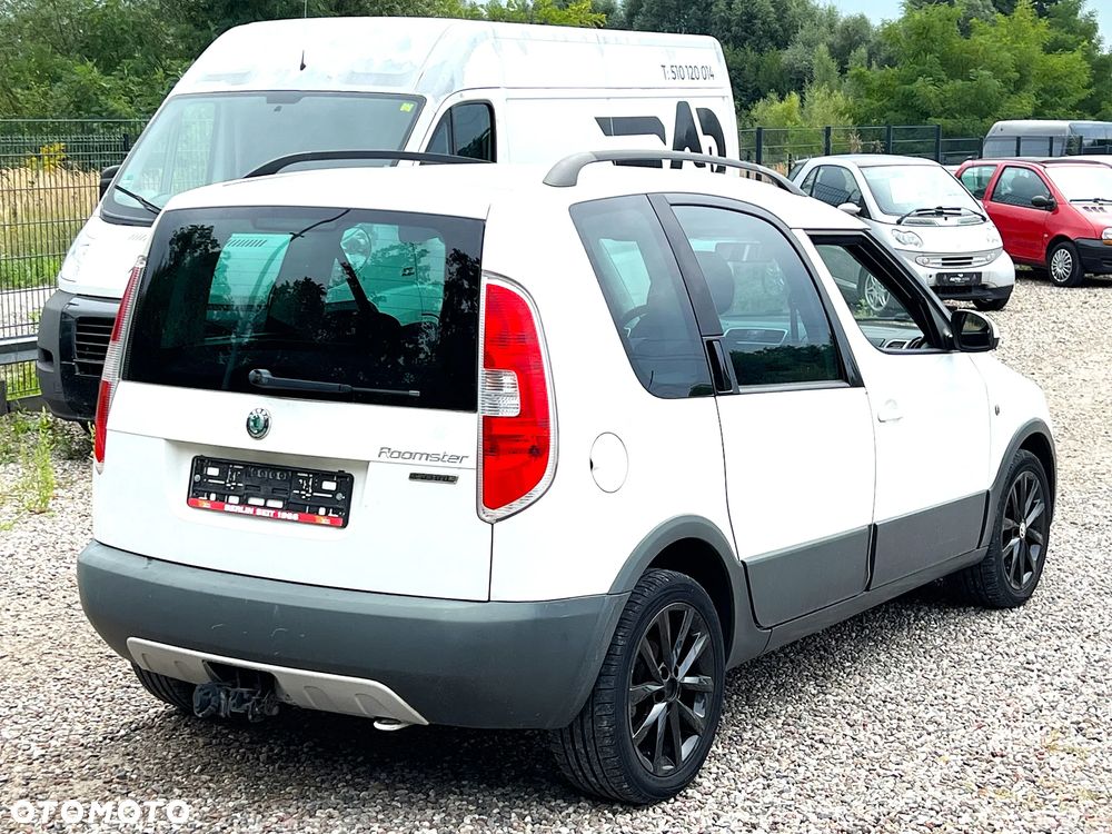Skoda Roomster 1.4 TDI Scout - 8
