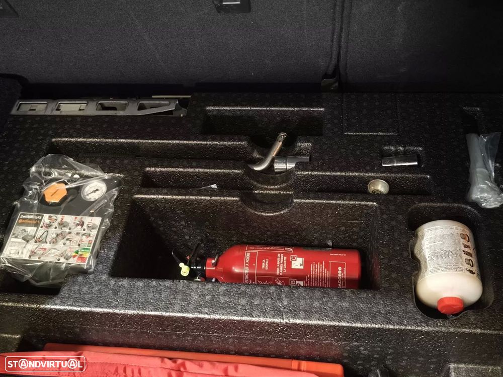 Land Rover Range Rover Evoque 2.2 TD4 Dynamic - 31