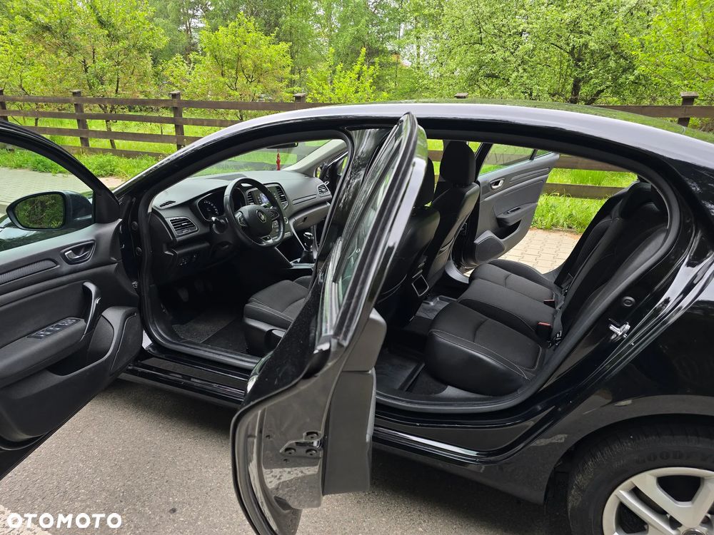 Renault Megane 1.6 SCe Life - 19