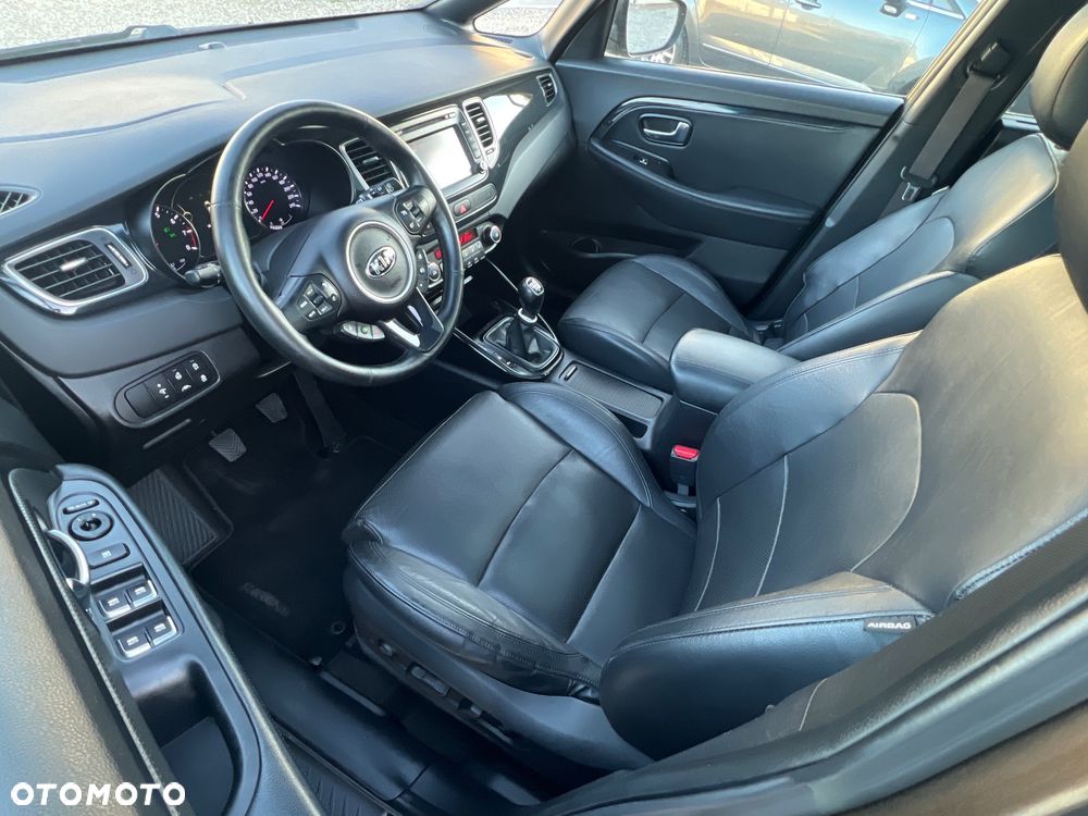 Kia Carens 1.6 GDI ISG Spirit - 22