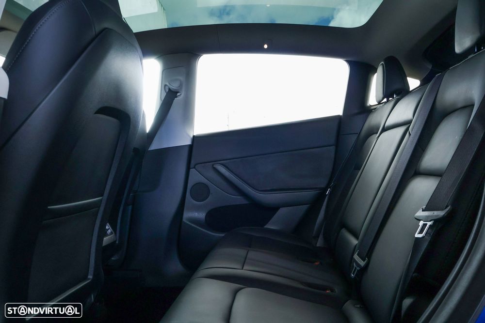Tesla Model Y Performance Tração Integral - 18