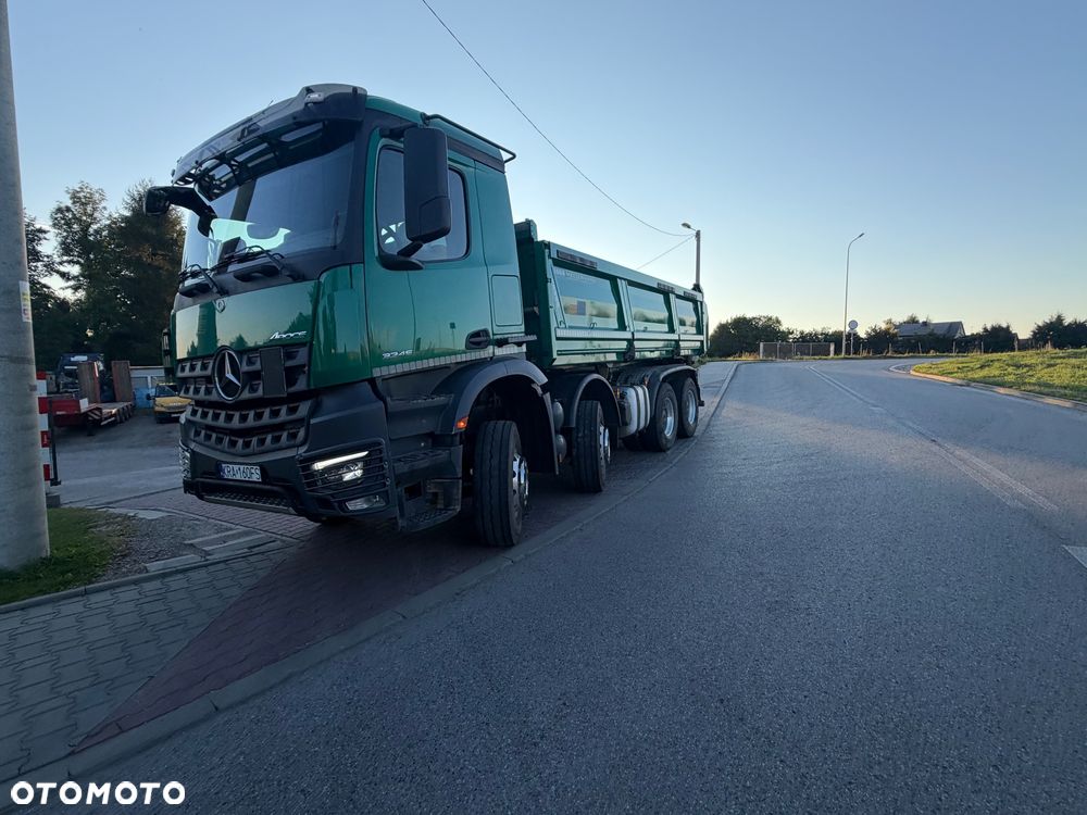 Mercedes-Benz Arocs 3245 - 2