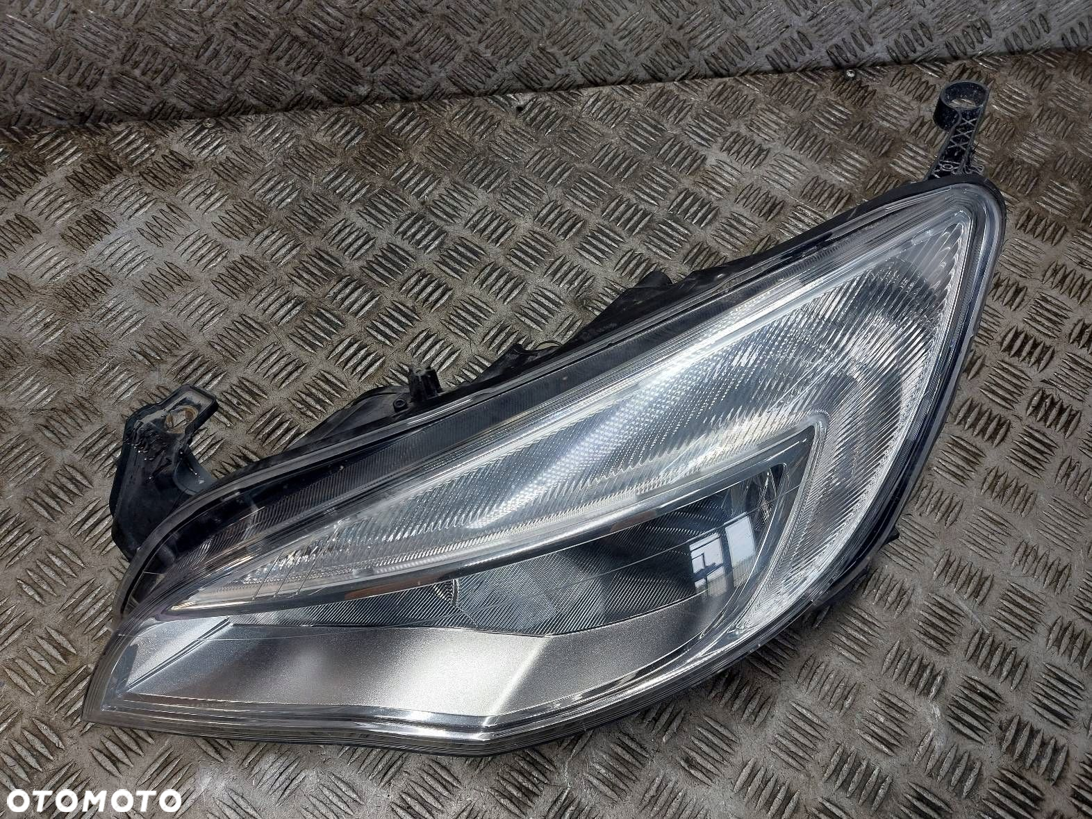 LAMPA LEWY PRZÓD HELLA OPEL ASTRA J 13253646 EU EUROPA - 4