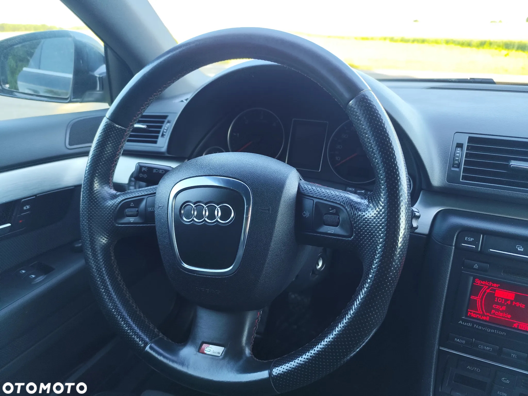 Audi A4 Avant 2.0 TDI - 32