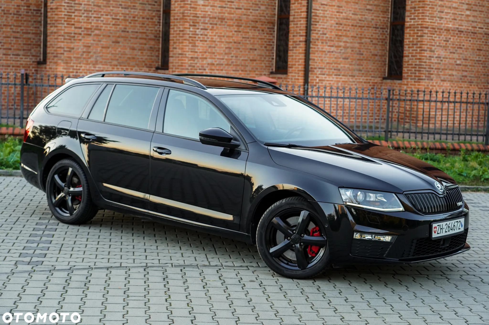 Skoda Octavia 2.0 TDI RS DSG - 11