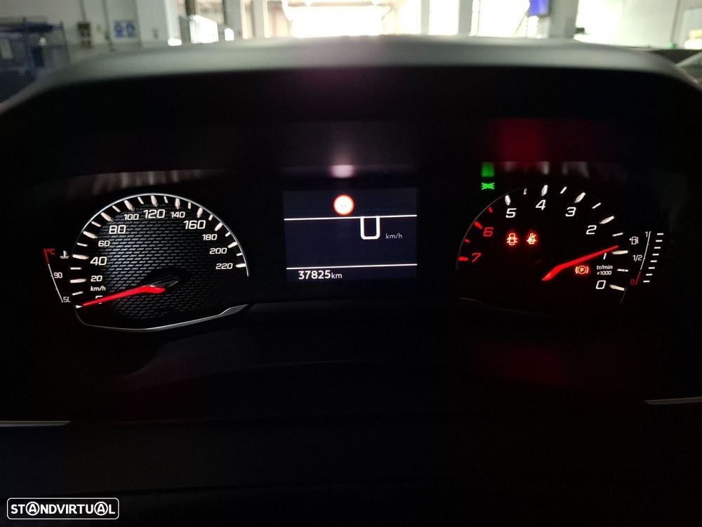 Peugeot 208 1.2 PureTech Active - 15