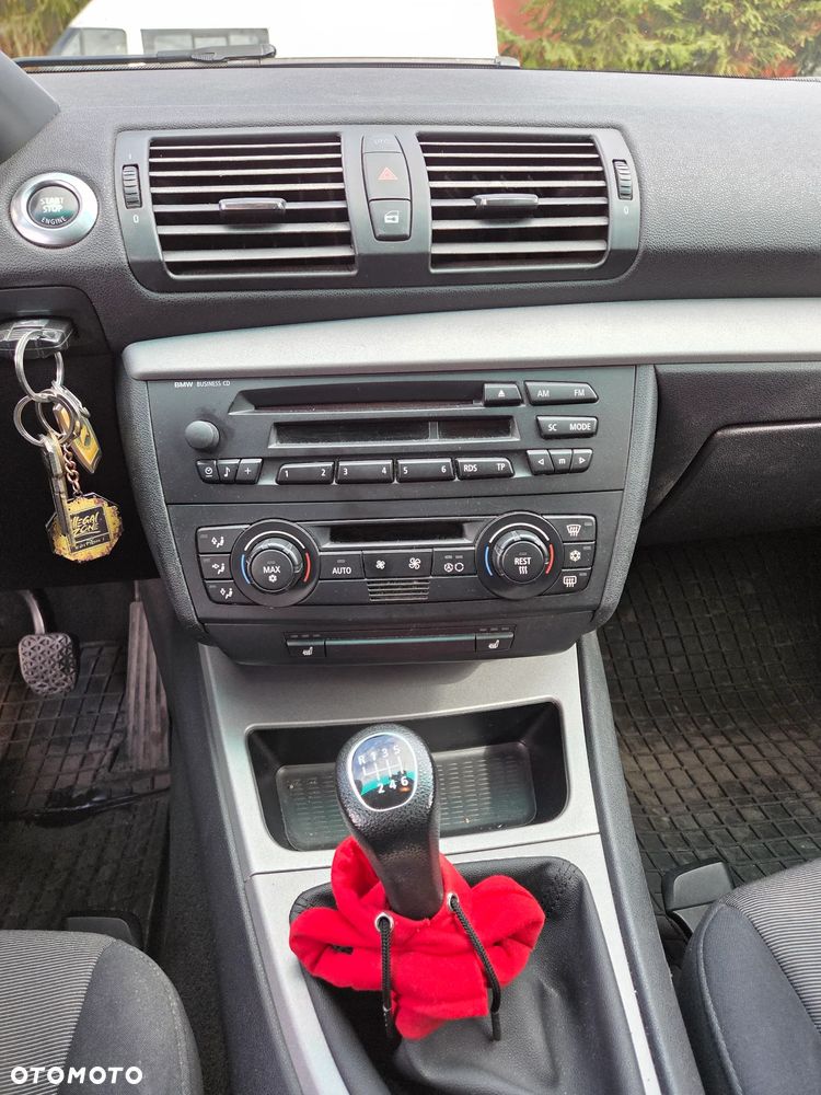 BMW Seria 1 118d - 21