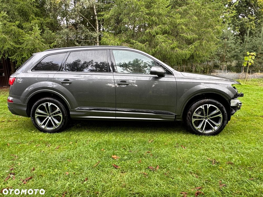 Audi Q7 - 4