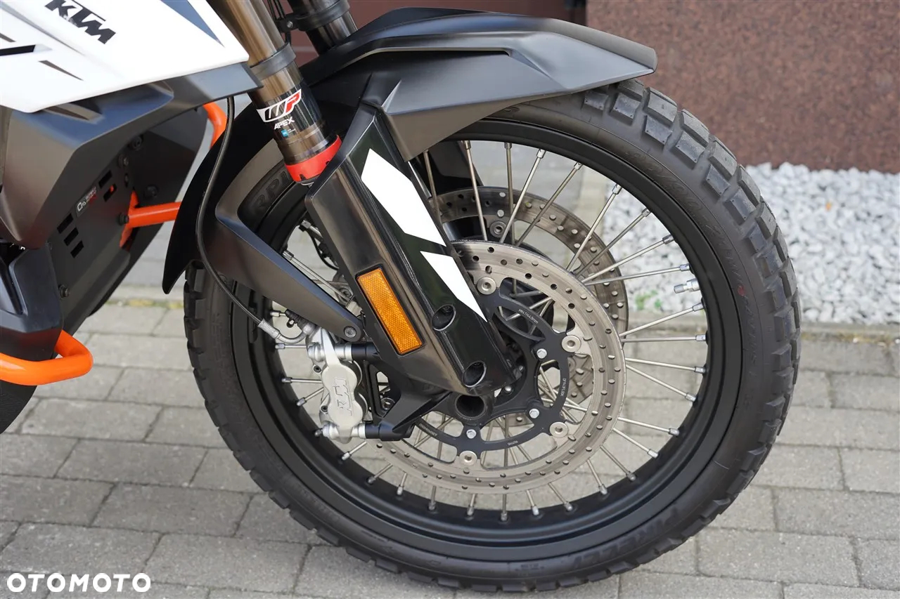 KTM Adventure - 11