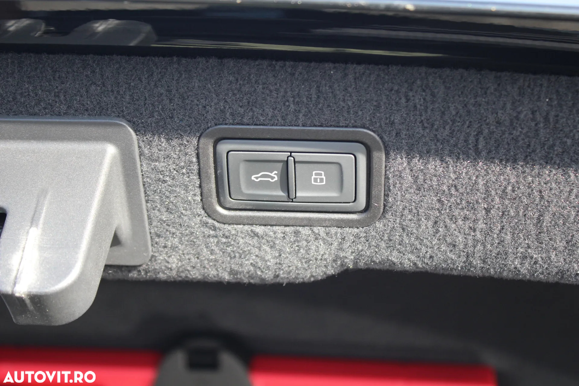 Audi A8 55 TFSI quattro Tiptronic MHEV - 24