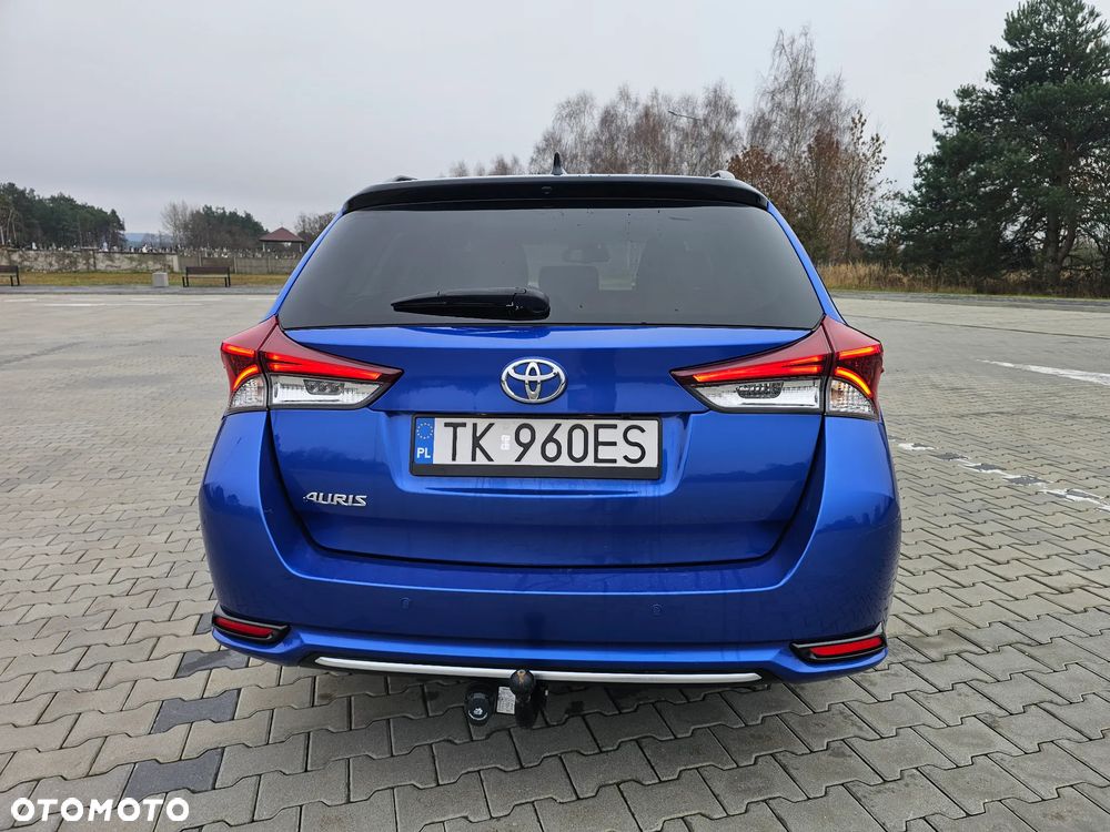 Toyota Auris 1.6 Selection - 4