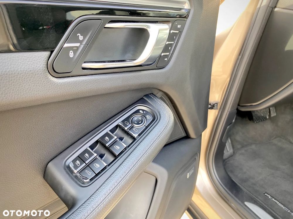 Porsche Macan S PDK - 36