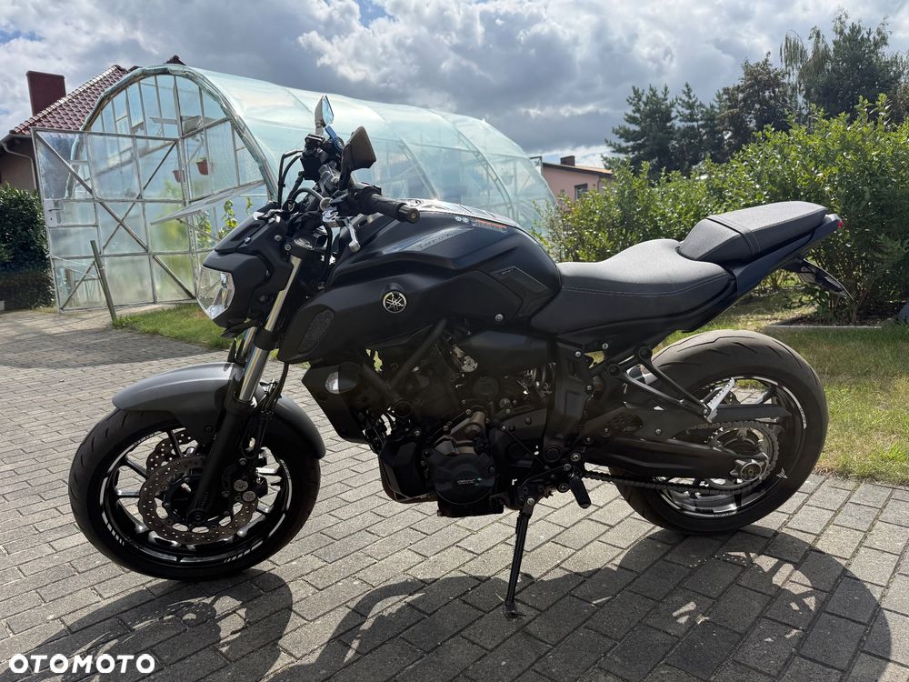 Yamaha MT - 5