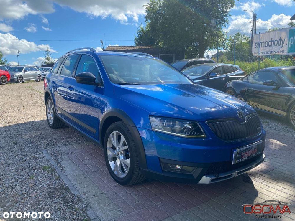 Skoda Octavia Scout 2.0 TDI 4x4 DSG - 6