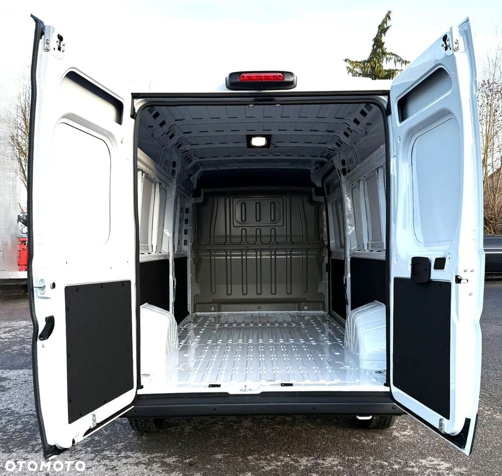 Opel Movano - 15