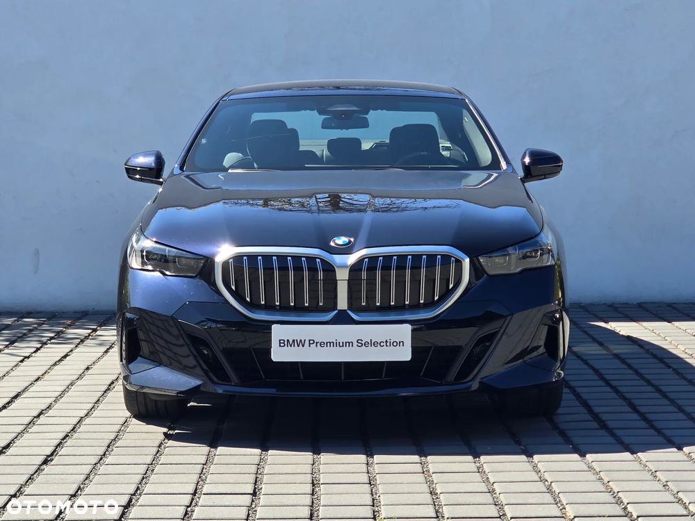 BMW Seria 5 520d xDrive mHEV M Sport - 4