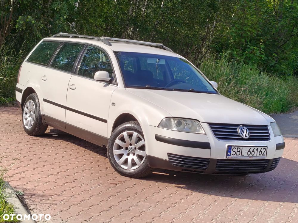 Volkswagen Passat 1.9 TDI Comfortline - 1