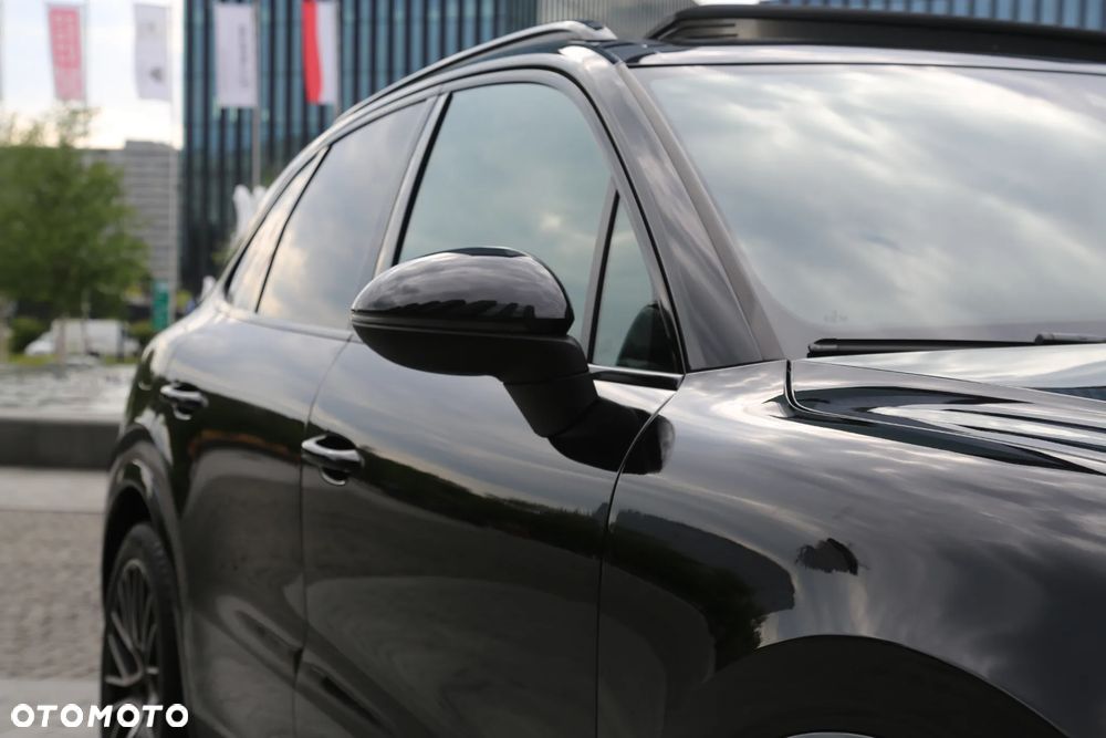 Porsche Cayenne - 28