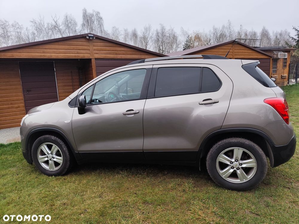 Chevrolet Trax 1.6 LS - 32