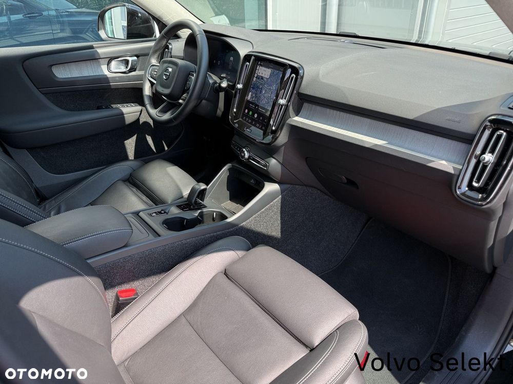 Volvo XC 40 B3 B DKG Core - 23