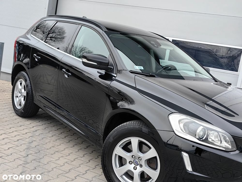 Volvo XC 60 D4 Kinetic - 32