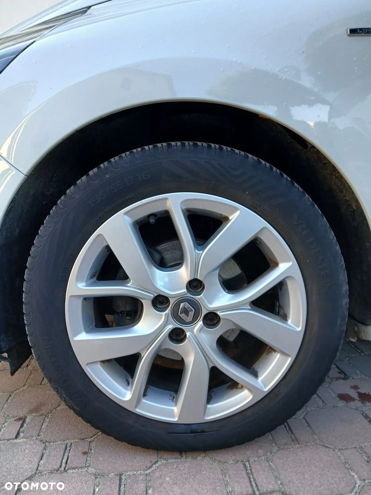 Renault Clio 0.9 TCe Limited - 21