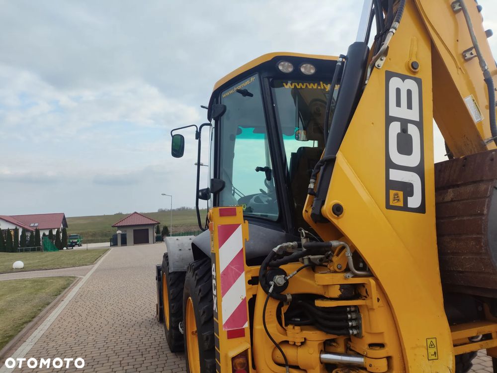 JCB JCB 4CX / RÓWNE KOŁA / TORQUELOCK / POWERSHIFT / SPROWADZONA / - 7