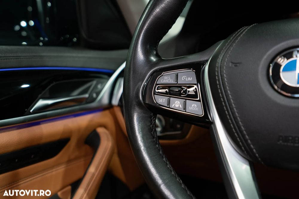 BMW 5 Series 2021 — imagine 20