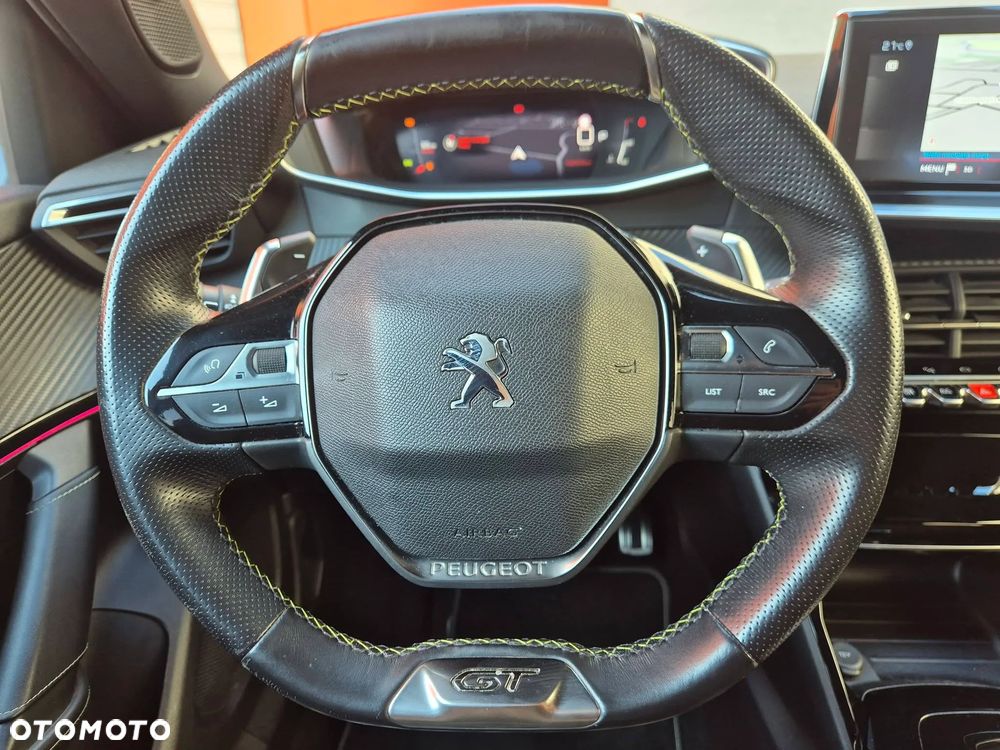 Peugeot 2008 BlueHDi 130 EAT8 GT - 25